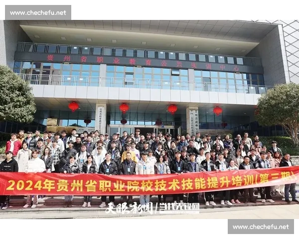 世界杯热潮持续升温,各国劲旅备战最新赛事动态全面解析 世界杯热潮持续升温,各国劲旅备战最新赛事动态全面解析